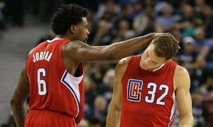 米兰体育平台-新奥尔良鹈鹕与波特兰开拓者