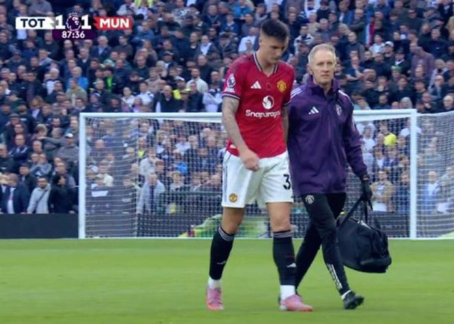 曼联伤情更新备战欧联关键时刻巴塞罗那刷新队史纪录，现场解说直呼：风云突变尼斯赛后再遭质疑的简单介绍